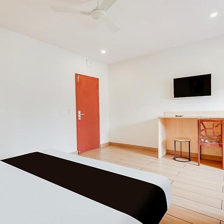 Hotel Super Townhouse Visakhapatnam Zewnętrze zdjęcie