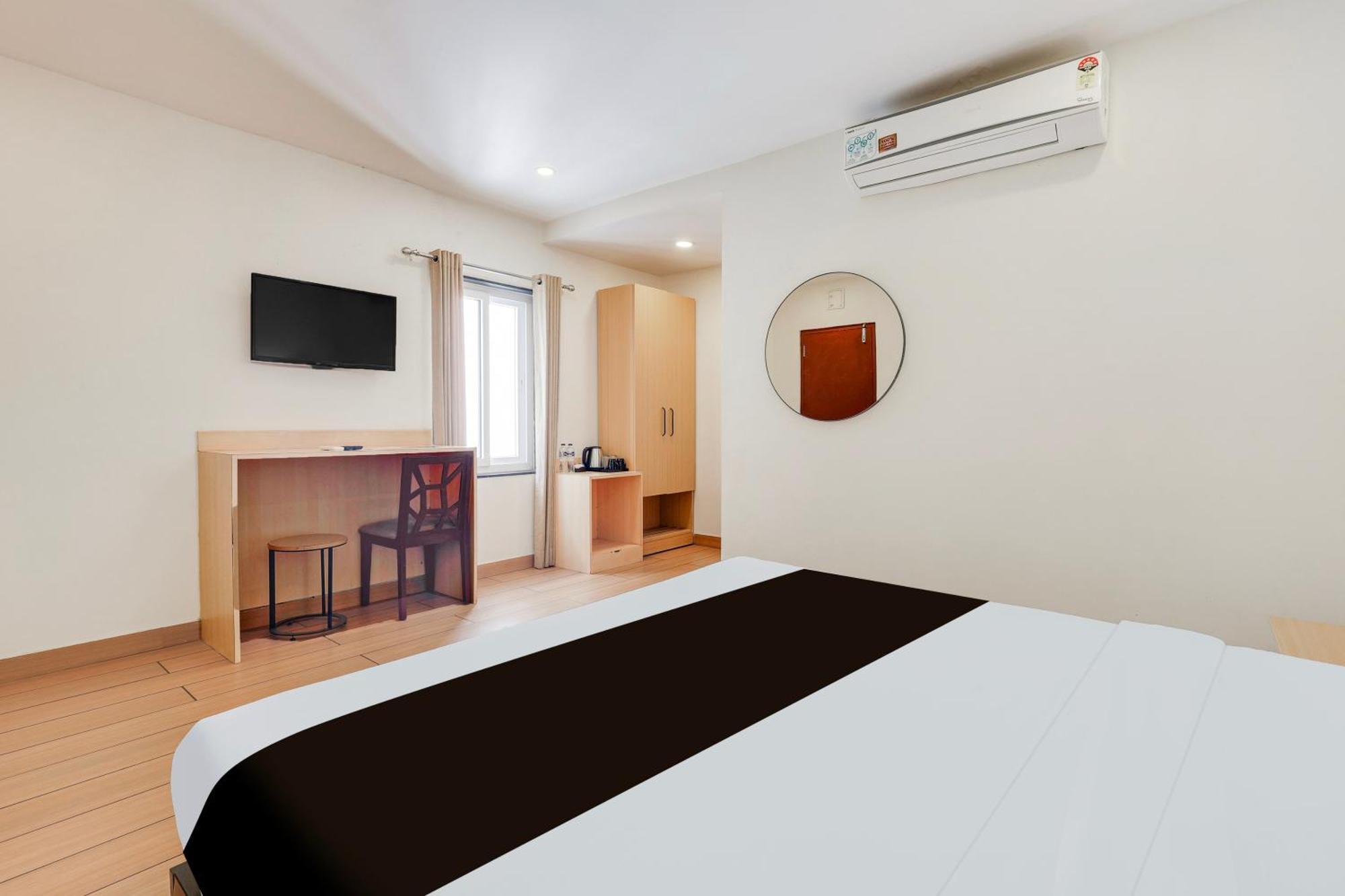 Hotel Super Townhouse Visakhapatnam Zewnętrze zdjęcie