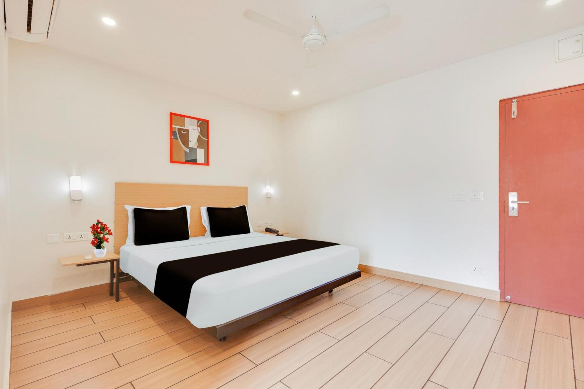 Hotel Super Townhouse Visakhapatnam Zewnętrze zdjęcie
