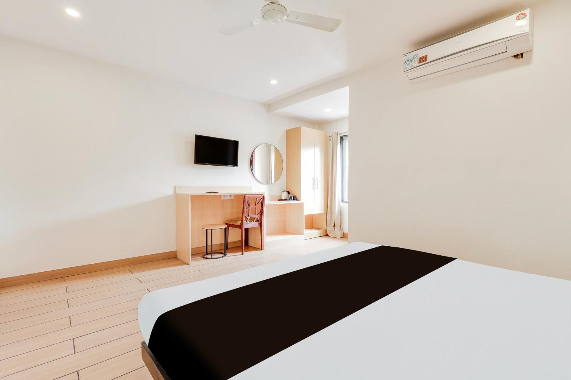 Hotel Super Townhouse Visakhapatnam Zewnętrze zdjęcie