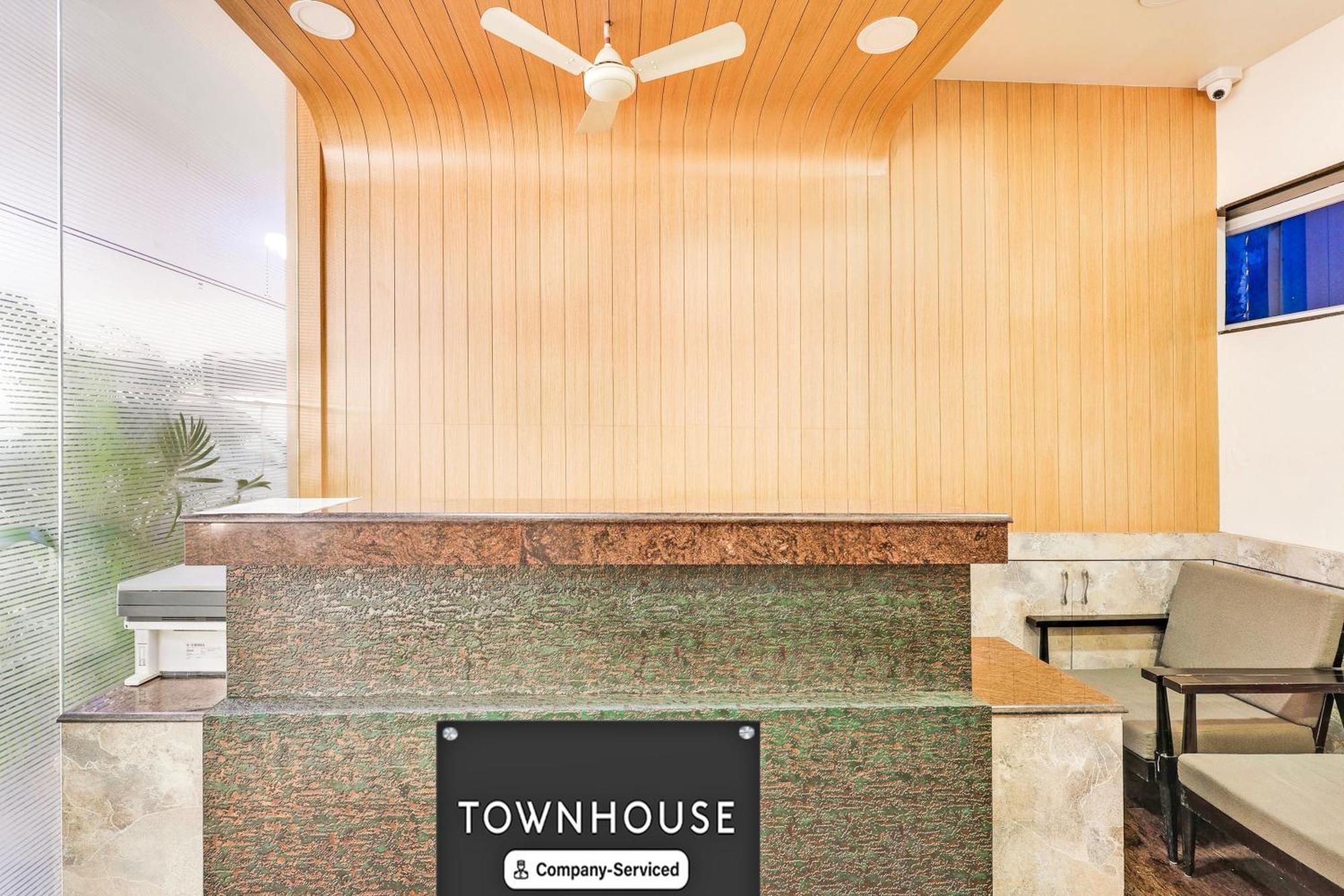 Hotel Super Townhouse Visakhapatnam Zewnętrze zdjęcie